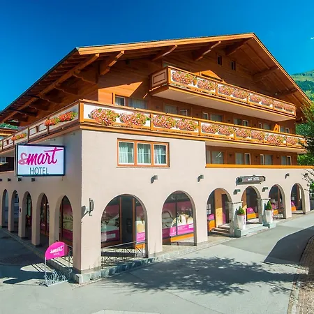 Smarthotel Hotell 3*