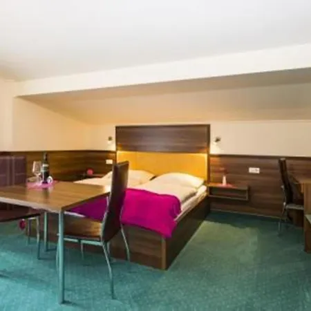 Hotell Smarthotel 3*