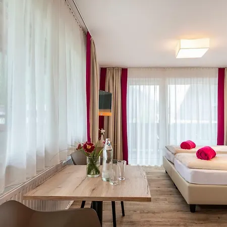 Smarthotel Hotell 3*